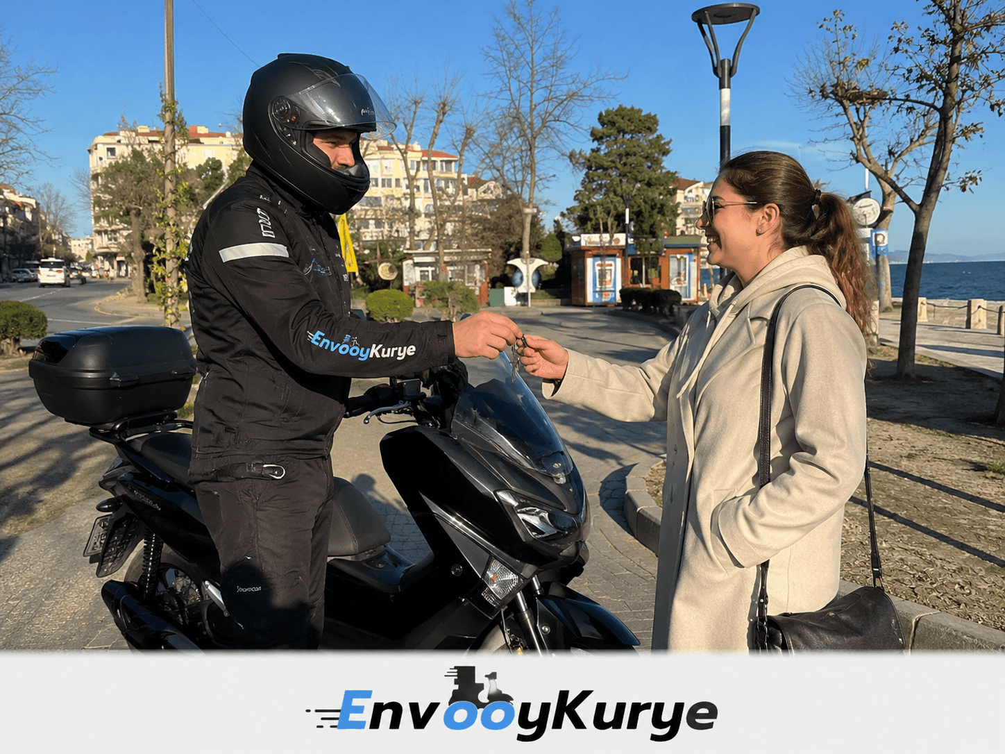 Şile merkez, Ağva ve Kumbaba hattında sezon paketi teslim eden Envoy Kurye ekibi